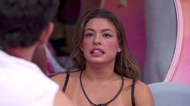 Assistir Big Brother Brasil Beatriz Relata Para Brothers O Que Davi