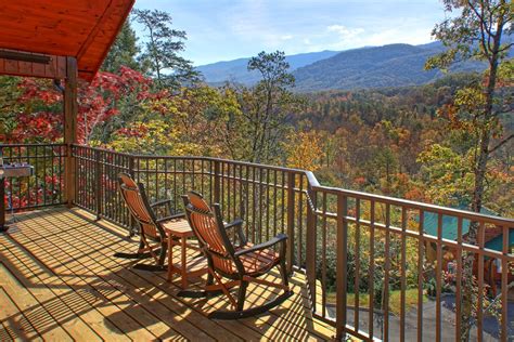 Unforgettable Cabin in Gatlinburg w/ 1 BR (Sleeps2)