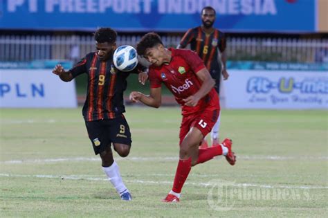 Kalahkan Aceh Papua Raih Emas Sepak Bola Putra PON XX Foto 13