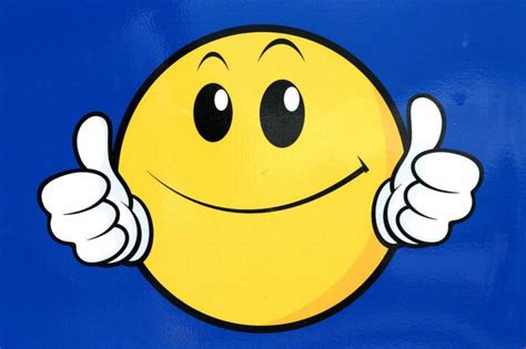 Animated Smiley Faces Thumbs Up - ClipArt Best