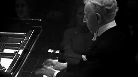 Arthur Rubinstein plays Beethoven's Piano Concerto No. 4 and Chopin's Polonaise No. 6