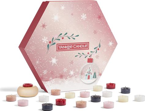 Yankee Candle Gift Set 18 Scented Tea Lights And Holder In A Festive