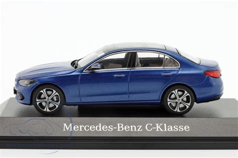 Mercedes-Benz C-Klasse (W206) Baujahr 2021 spektralblau - B66960636