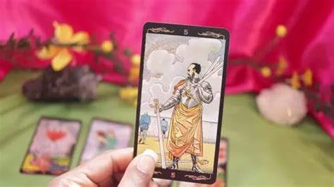 Leo Hoy Amor Descubre Tu Destino Con El Tarot Lectura De Tarot