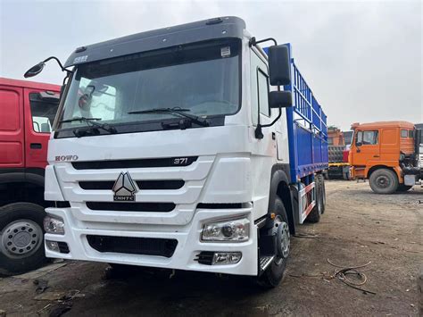 Sinotruk 371HP 8X4 40 Tons 12 Wheels HOWO Used Cargo Truck China 6