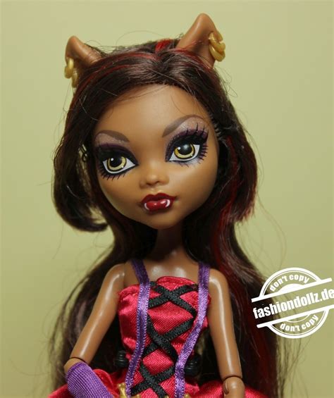 2012 Monster High Scarily Ever After Clawdeen Wolf X4485 Fashiondollz