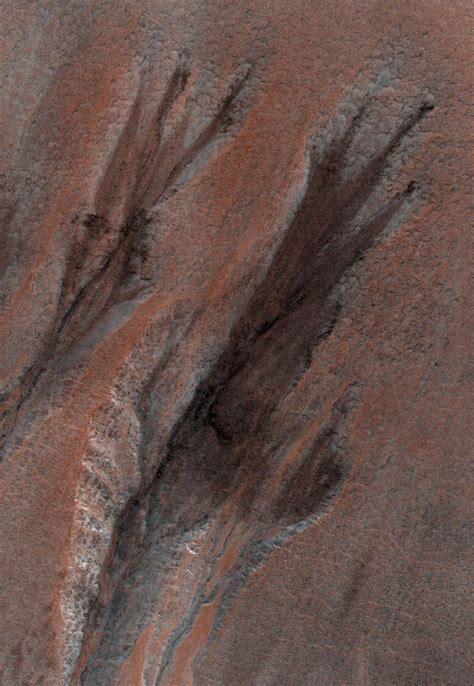 Lluminated By Skylight These Gullies On Mars Form In The Winter From