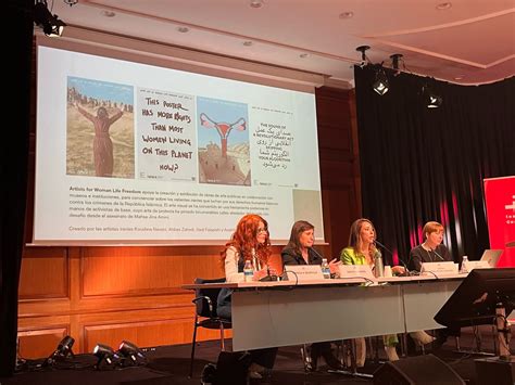 Mesa redonda mujeres coleccionistas6 Semíramis González