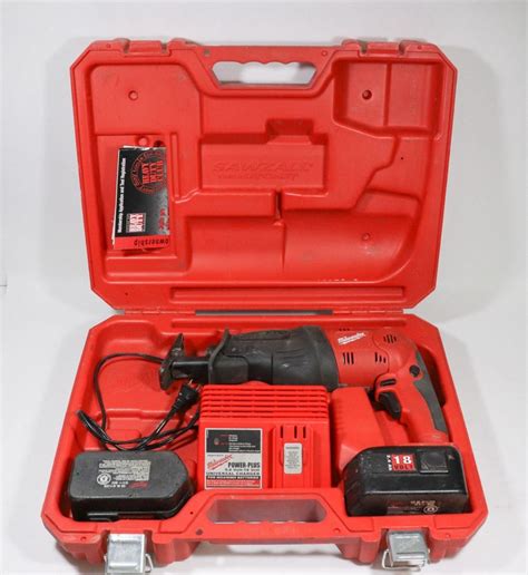 MILWAUKEE 18 VOLT SAWZALL KIT - Kastner Auctions