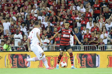 Flamengo Busca A D Cima Vit Ria Seguida Contra O Bangujogada