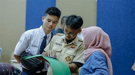 Skandal Manipulasi Rapor Ppdb Depok Siswa Dianulir Ppdb Depok