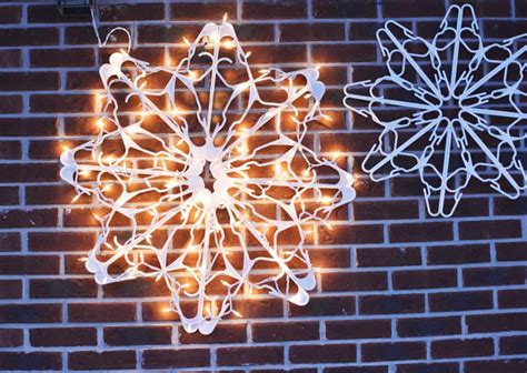 DIY Hanger Snowflake with Lights