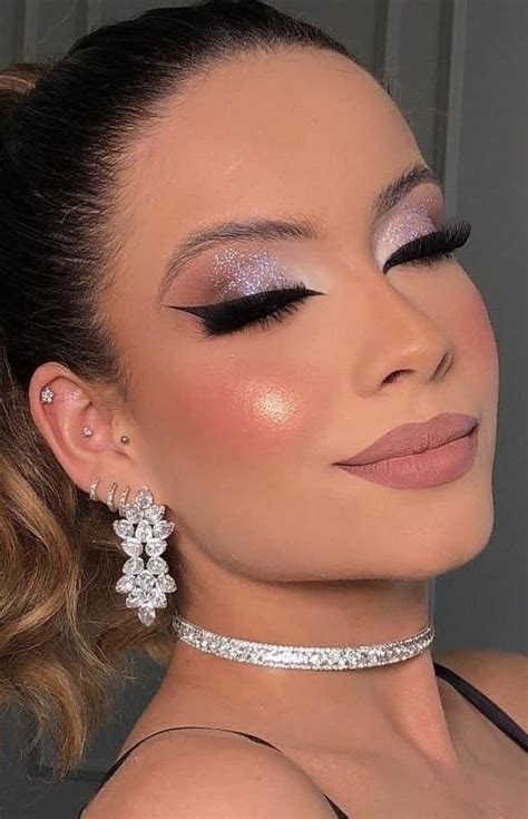 Pin De QueenYvette016 Em Eye Looks Maquiagem Reveillon Ideias De