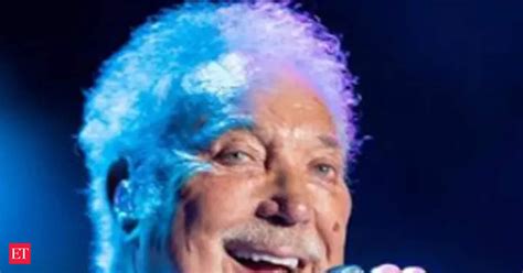 Tom Tom Jones Tribute To Deceased Wife Leaves The Voice Fans Teary