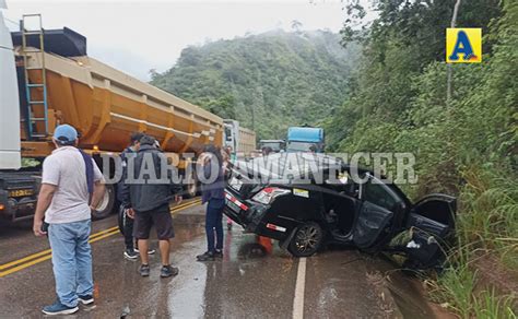 Pasajeros De Auto Salvan De Morir Diario Amanecer