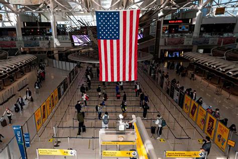 Nyc Airports Choosing Between Jfk Laguardia And Newark