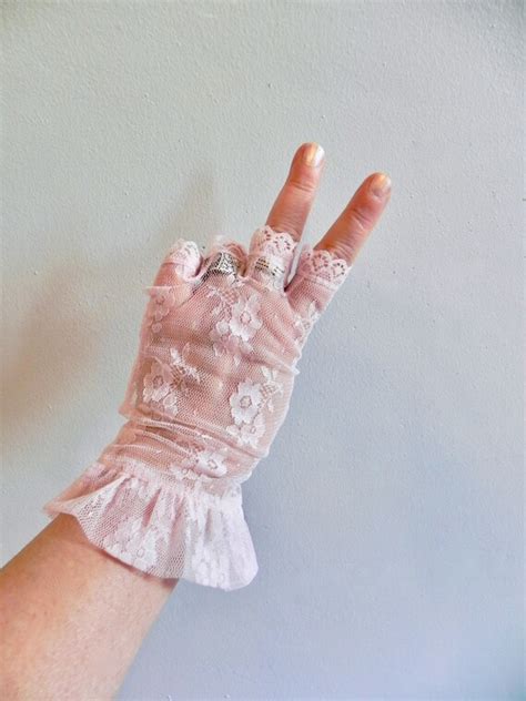 Vintage Fingerless Pink Lace Gloves Dead Stock Glove Gem