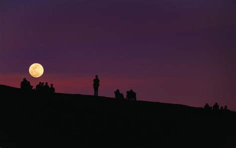 14 Night Hike Tips - Your Ultimate Guide to Hiking at Night Safely