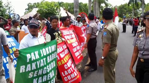 Demonstrasi Di Kantor Gubernur Babel Tuntut Cabut Izi KIP Video