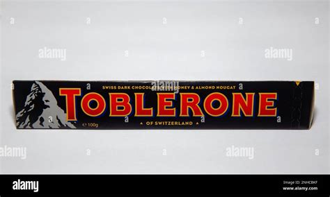 Barre De Chocolat Au Lait Toblerone Banque De Photographies Et Dimages