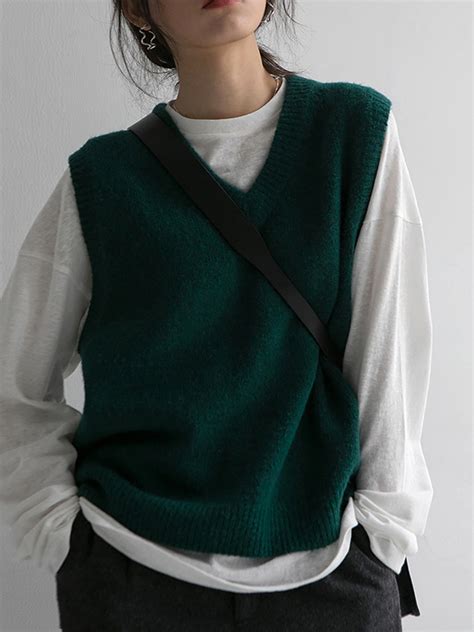 Get Fashionable How To Nail The Knitted Vest With Shirt Look Today