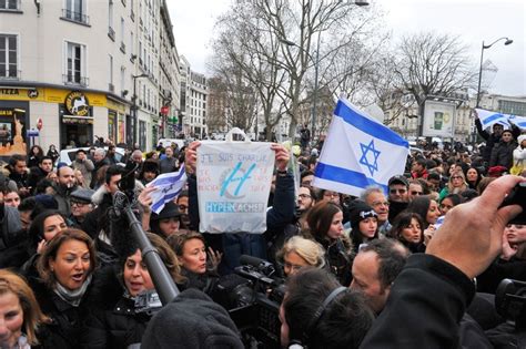 The Shadow Of Anti Semitism In France The New Yorker