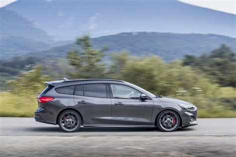 2020 Ford Focus ST Wagon Magnetic 15 Focusmania