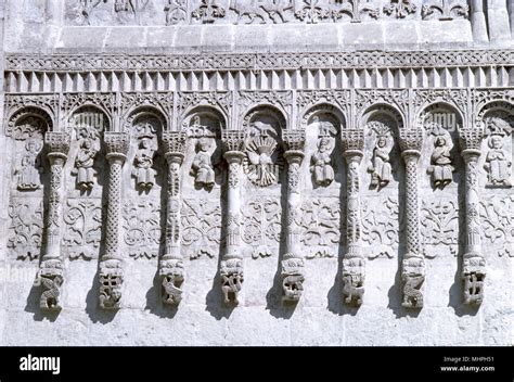 Cathedral of Saint Demetrius, Vladimir, Russia Stock Photo - Alamy