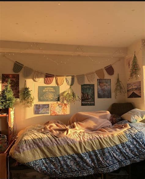 Vintage Dorm Room Ideas Cozy Vintage Dorm Room Designs In 2024 Dorm