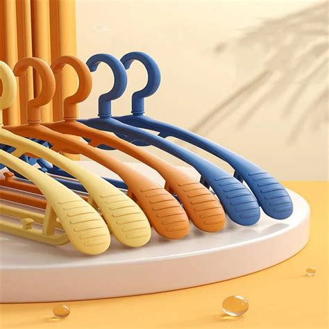 5PCS Non Slip Hanger Closet Organizer Hangers For Clothes Multifunction