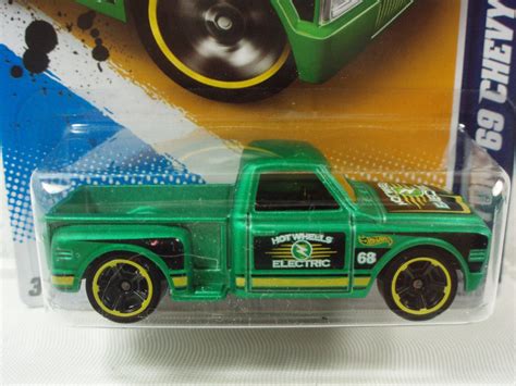 Hot Wheels Camioneta Custom 69 Chevy Pickup Verde 2012 5500 En Mercado Libre