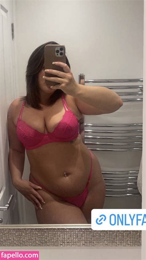 Caitlin Appleyard Caitncurves Caitlinappleyard Nude Leaked Onlyfans