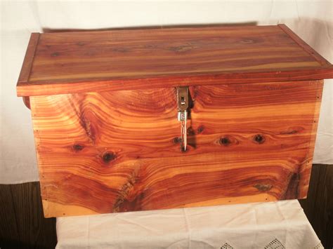 711 Small Cedar Chest Made By Hugh Parker 24 L X 12 H X Flickr