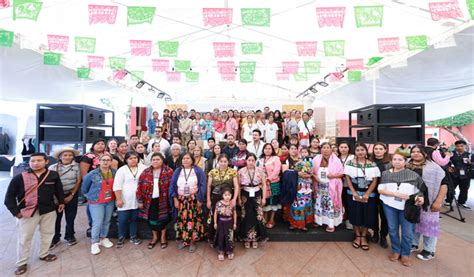 Fonart Y La Dgcpiu Celebran El Mes Patrio Con T Pame Con Tu Rebozo