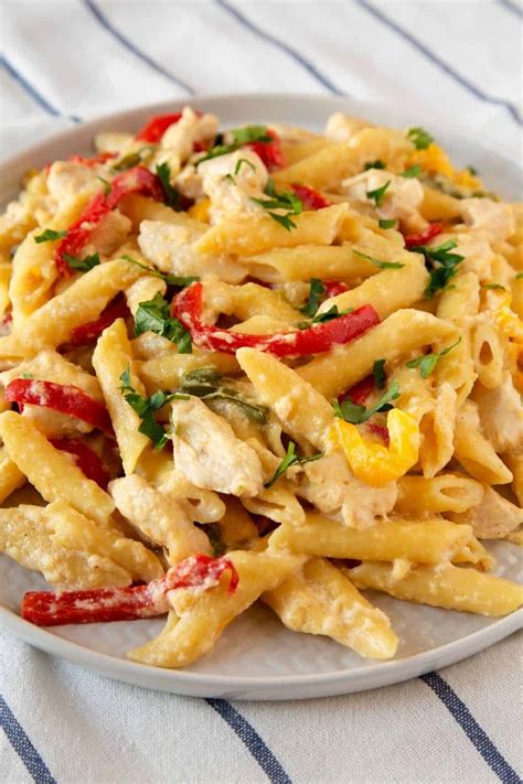 Try These 17 Cheesy Pasta Recipes When You Need More Cheese, Please!