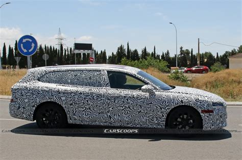 Skoda Superb Combi Spied Gearing Up For A Fall Debut Carscoops