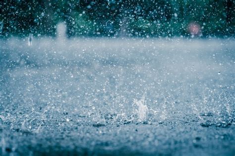 Pouring Rain Wallpaper