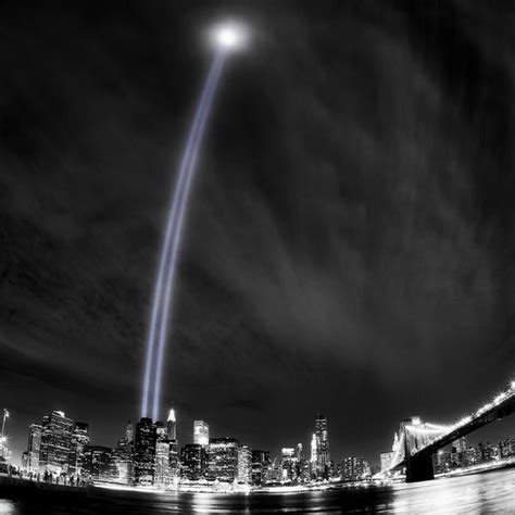 News Bites Julia Gillard Scarlett Johansson And Naked Pictures Tribute In Light Nyc Baby