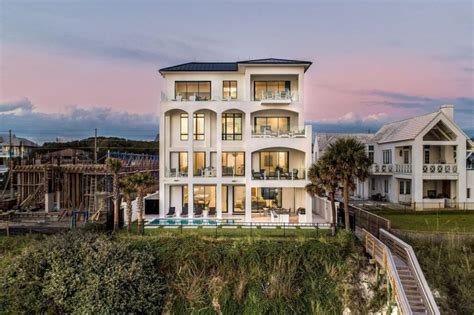 An Unique Florida Home In Santa Rosa Beach Asking For 19900000