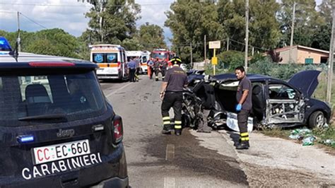 Incidente In Via Del Crocifisso A Latina Due Feriti