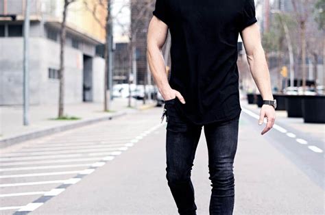 How To Wear Skinny Jeans for Men: A Simple Fashion Guide