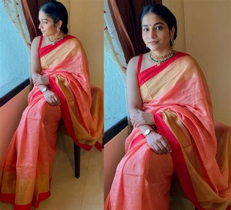 Dussehra 2020 Punarnavi Bhupalam Looks Pretty In A Simple Linen Saree