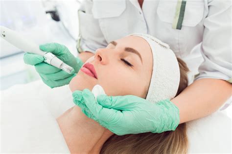 Microneedling Aftercare Tips And Healing Stages