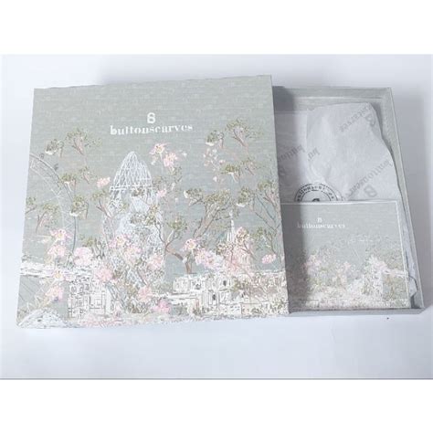 jual box kerudung buttonscarves edisi  british shopee indonesia