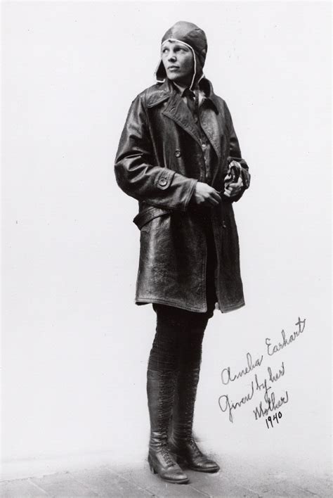 Amelia Earhart | Pioneers of Flight