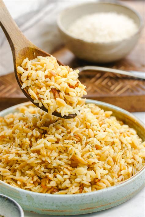 Easy Rice Pilaf Cooktoria