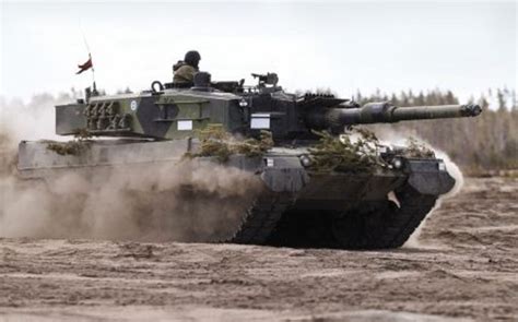 Sweden To Give Ukraine 10 Leopard 2 Tanks Report Az