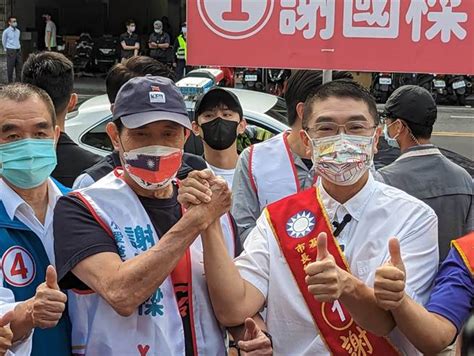 馬英九陪謝國樑掃街拜票 先來個「勝利之握」 政治 中時