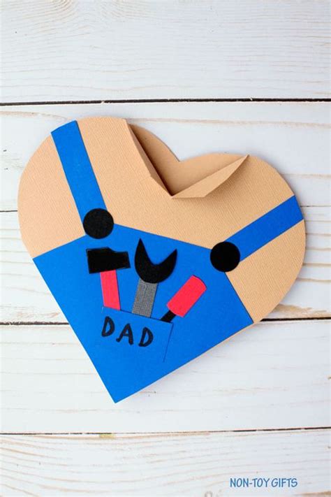 25 Free Fathers Day Ts 2020 Easy Fathers Day Crafts To Make