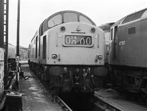 Crewe Works 1976 Class 40 40155 Keep S Company With Class Flickr